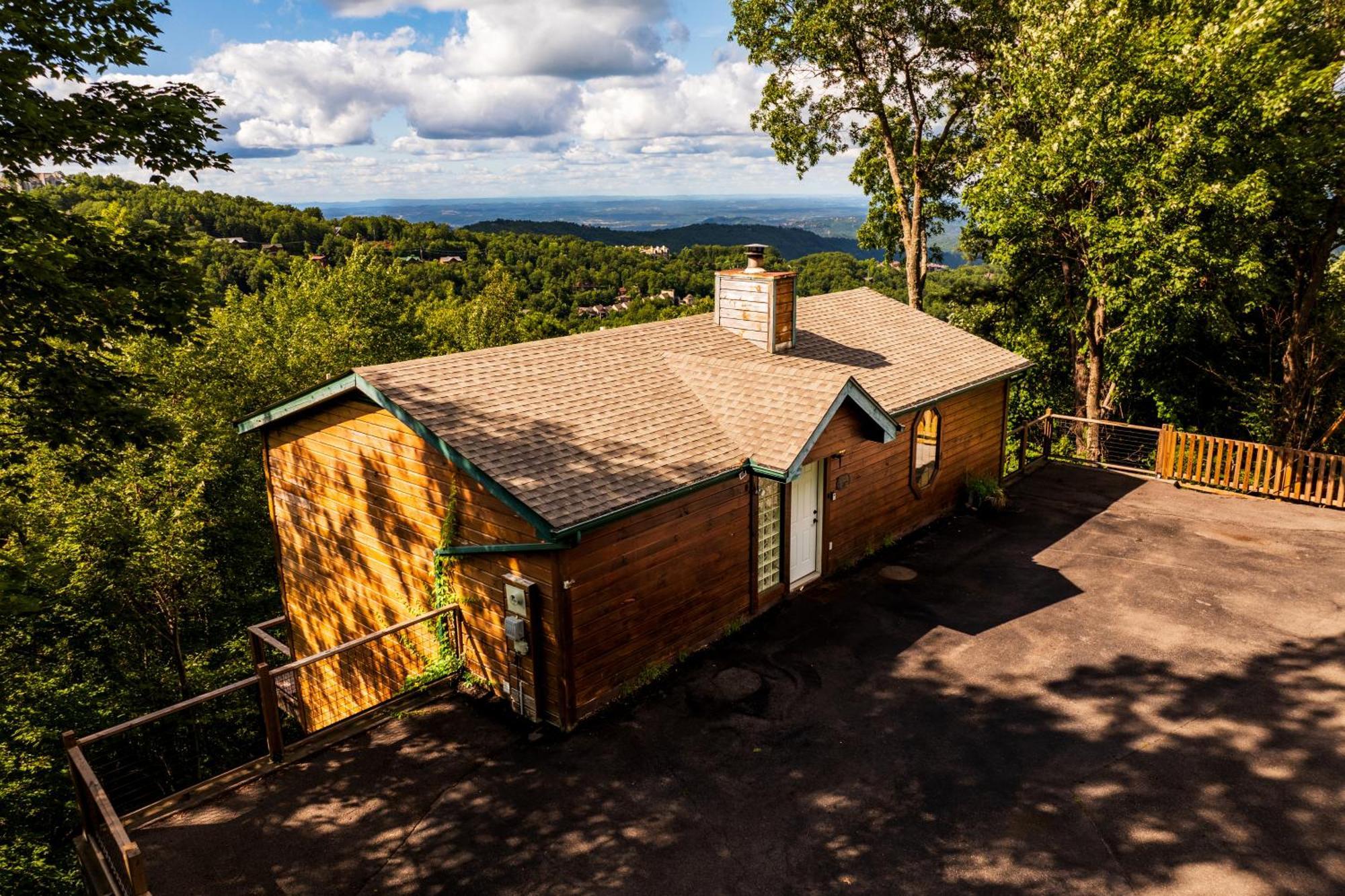 Elevista - Quaint&Private-Views-Hottub-Pooltable-Bears-3 Clubhouse Pools Villa แกตลิงเบิร์ก ภายนอก รูปภาพ