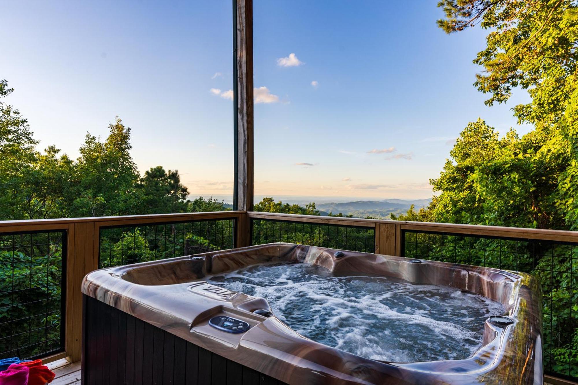 Elevista - Quaint&Private-Views-Hottub-Pooltable-Bears-3 Clubhouse Pools Villa แกตลิงเบิร์ก ภายนอก รูปภาพ